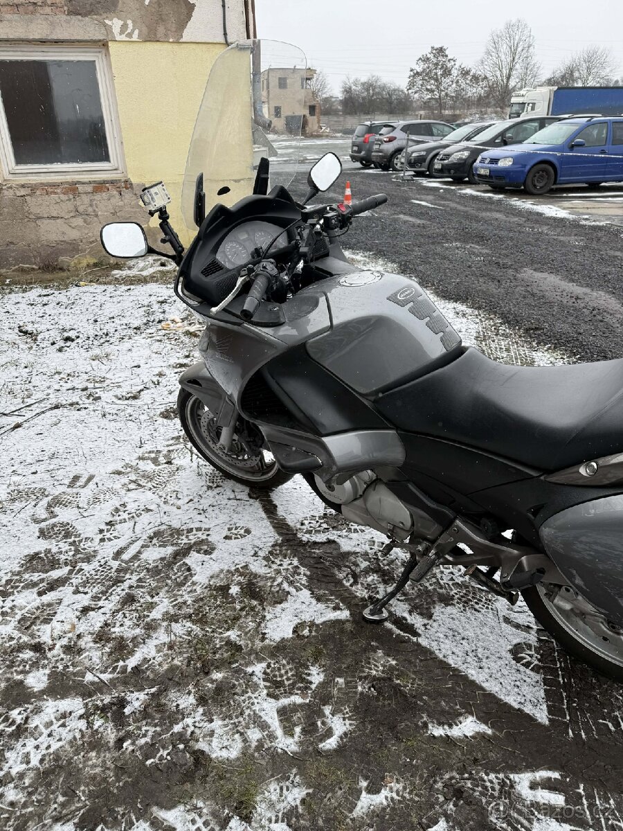 Honda NT-700V Deauville - 5