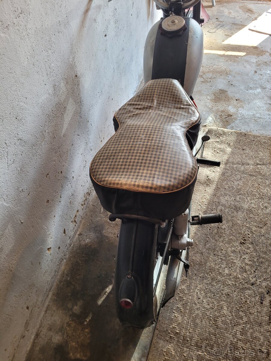 Prodám ČZ 150C pérák - 5