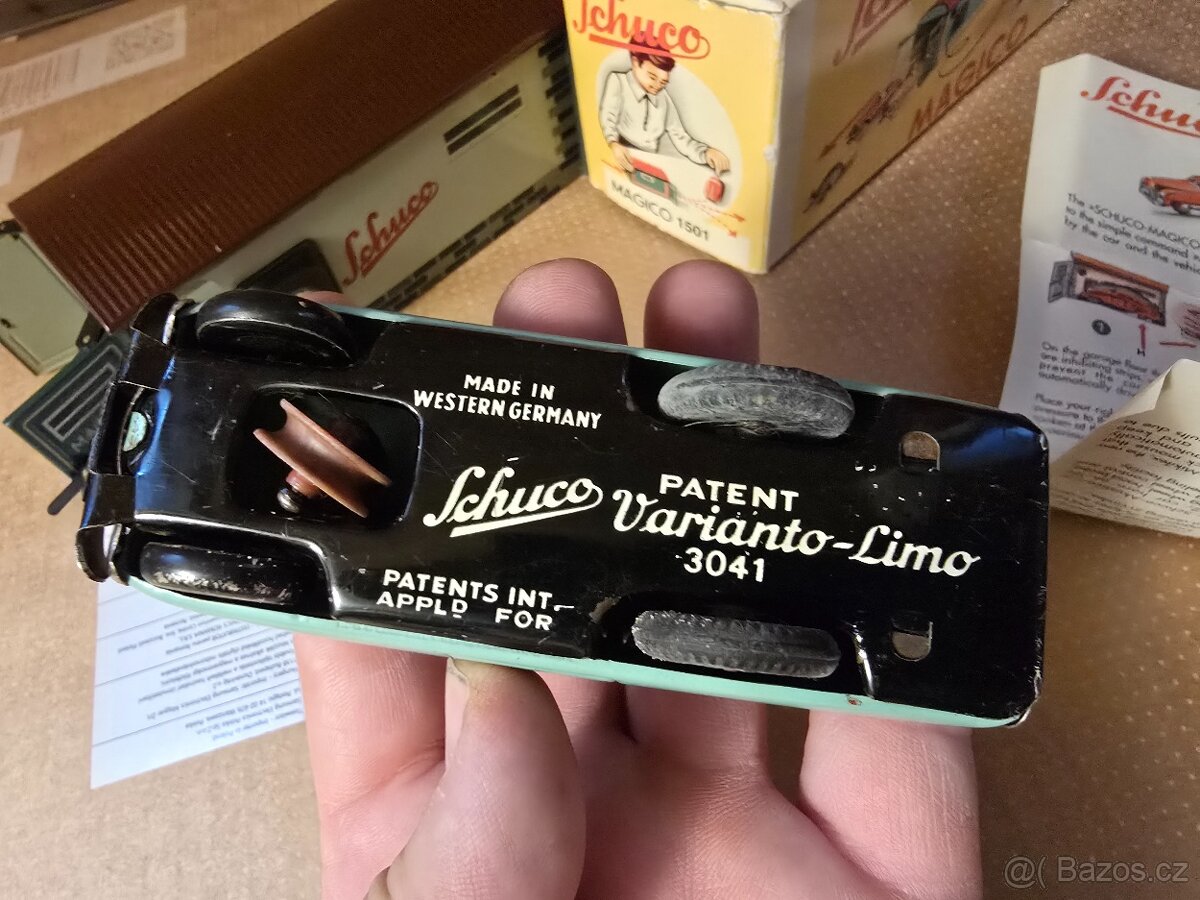 Schuco magico autíčkem s garáží - 5