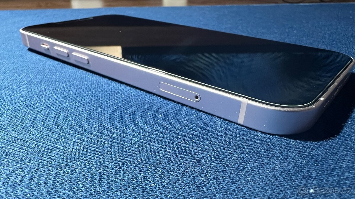 Apple iPhone 13 růžový - 5