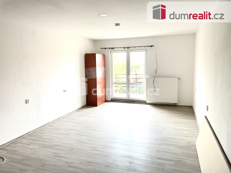 Podnájem bytu 1kk v novostavbě s předzahrádkou či balkónem v - 5