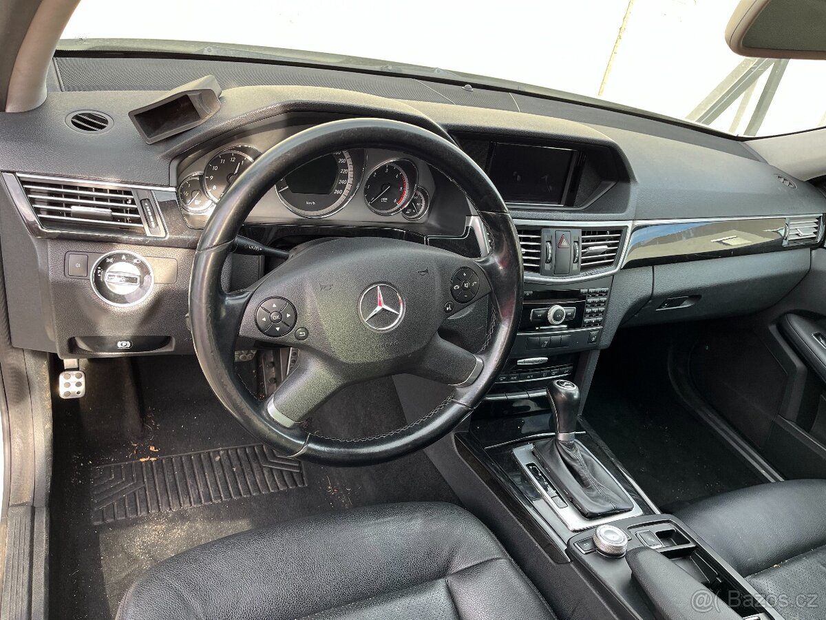 Mercedes E W212 - 5