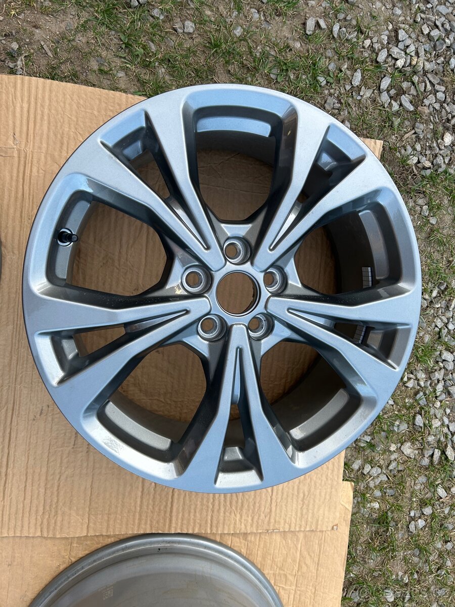 Disk 18” ford kuga s ventilky - 5