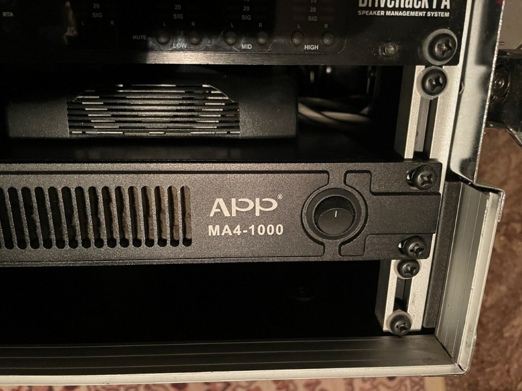 Audio zesilovač_4x 1000W/8 ohm + Procesor - 5