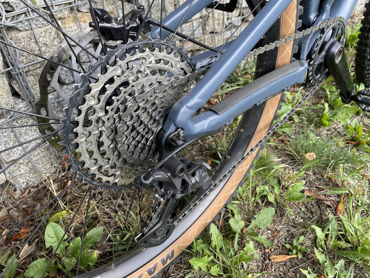 celoodpružené horské kolo Focus Jam - 5