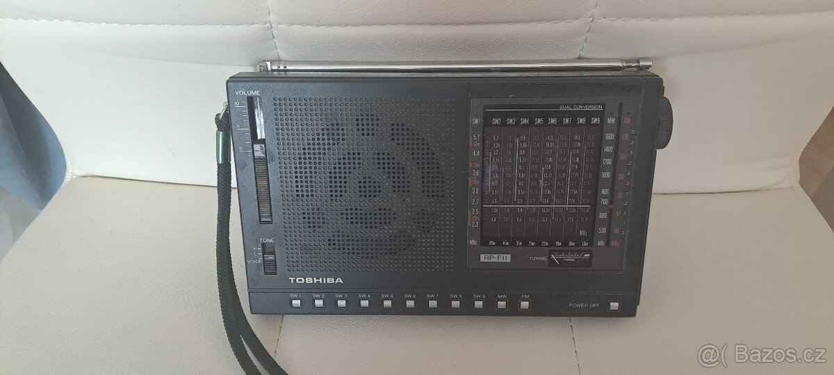 Retro rádio TOSHIBA - 5