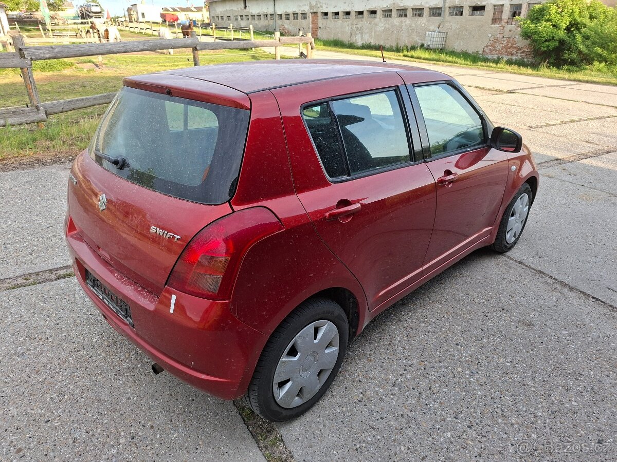 Suzuki swift - 5