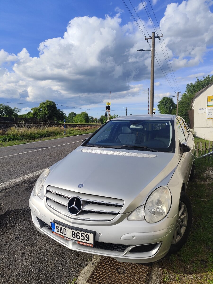Mercedes R 165w - 5
