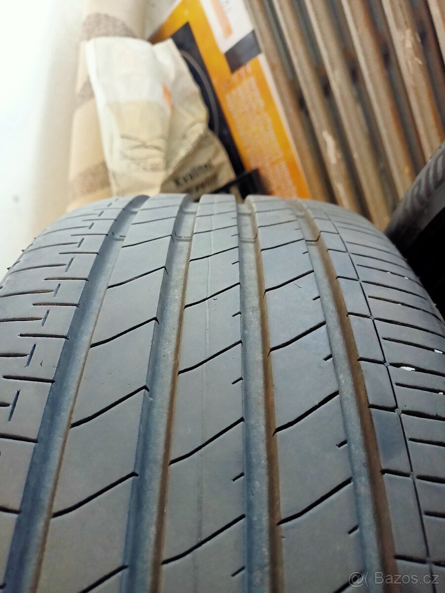 Bridgestone, 215 45 r18 letní - 5