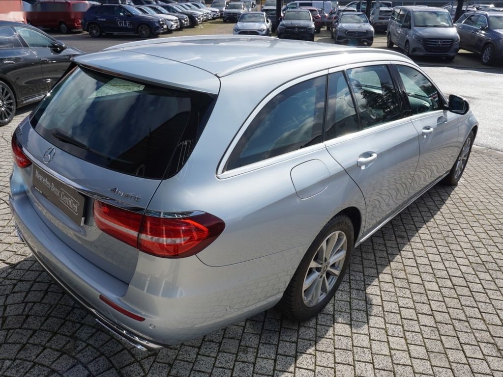 Mercedes-Benz Třídy E,2,0 E 220d 4M kombi - 5