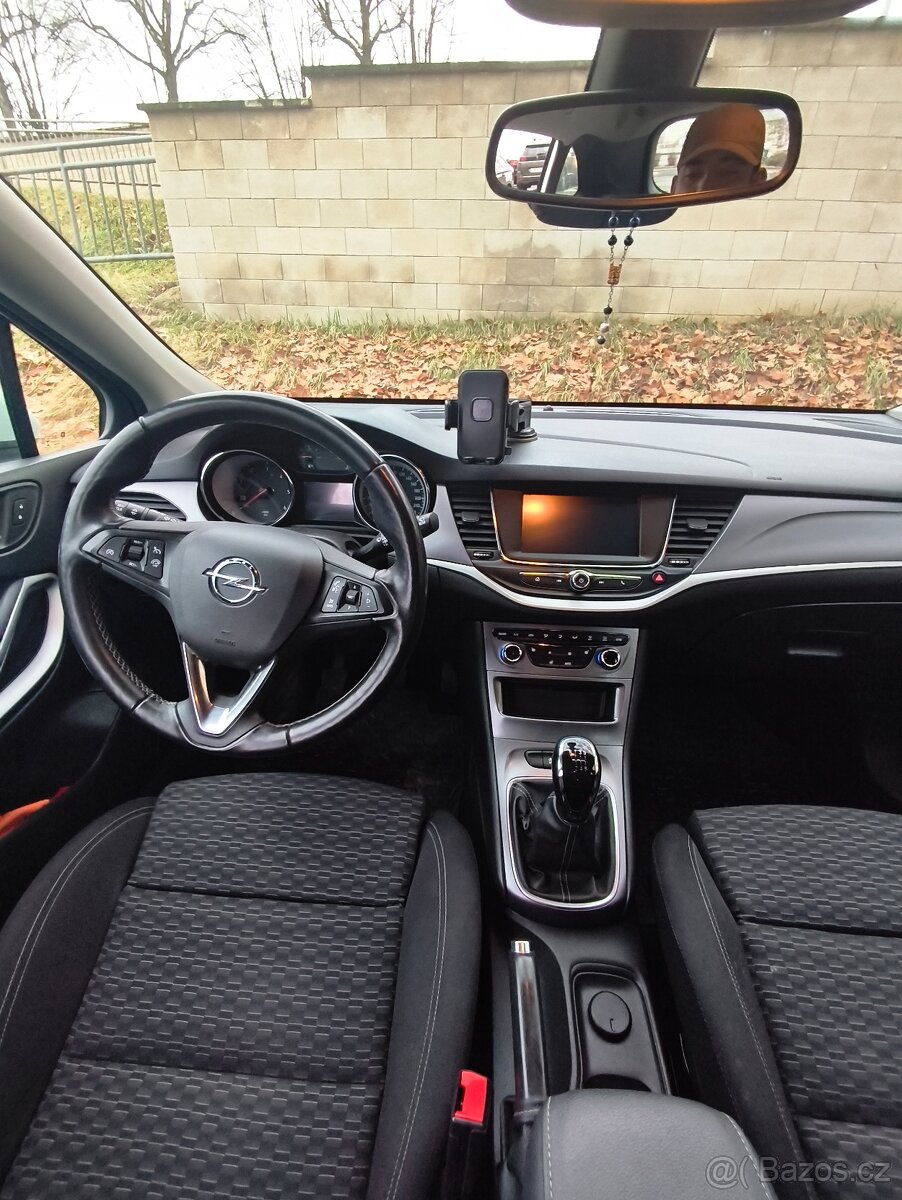 Opel astra K ST 2019 - 5