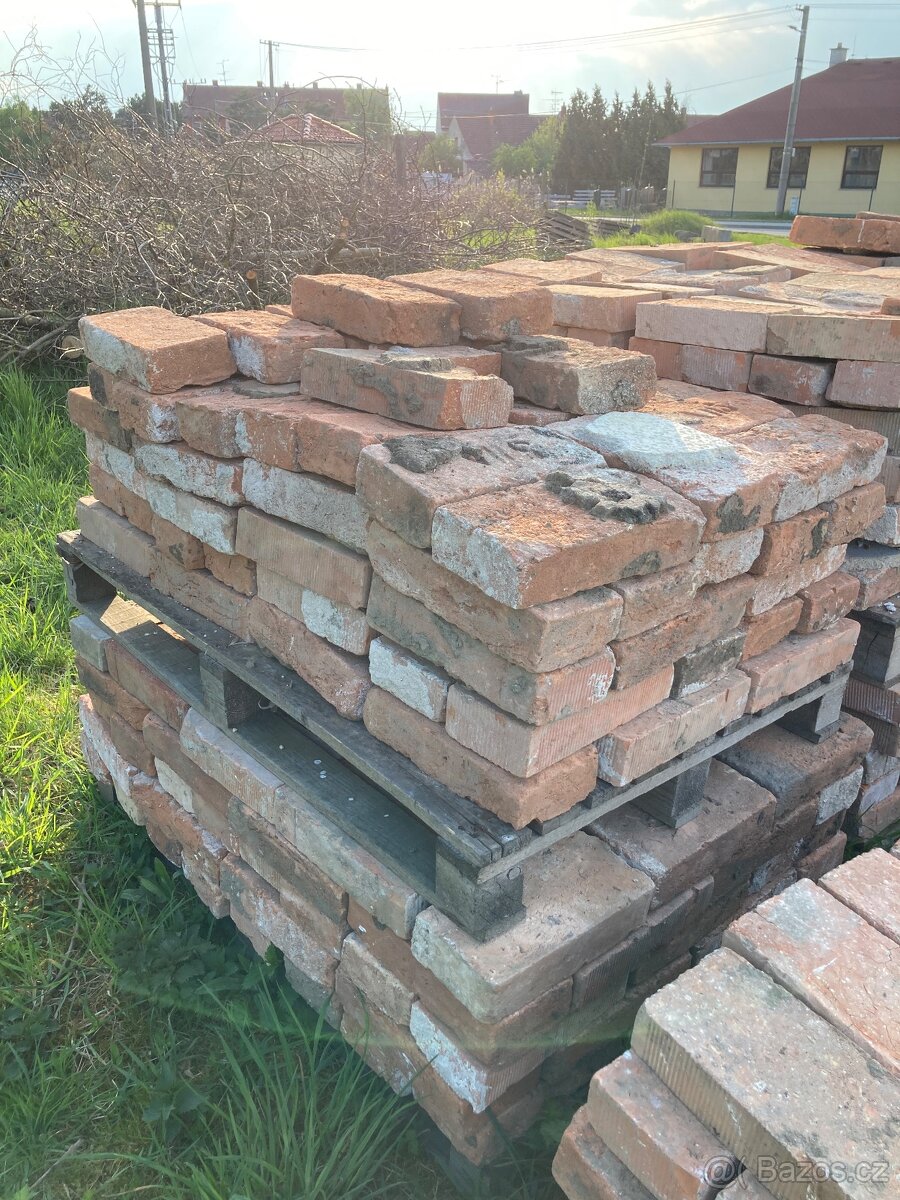 Cihly na prodej - Hustopeče a okolí - 5