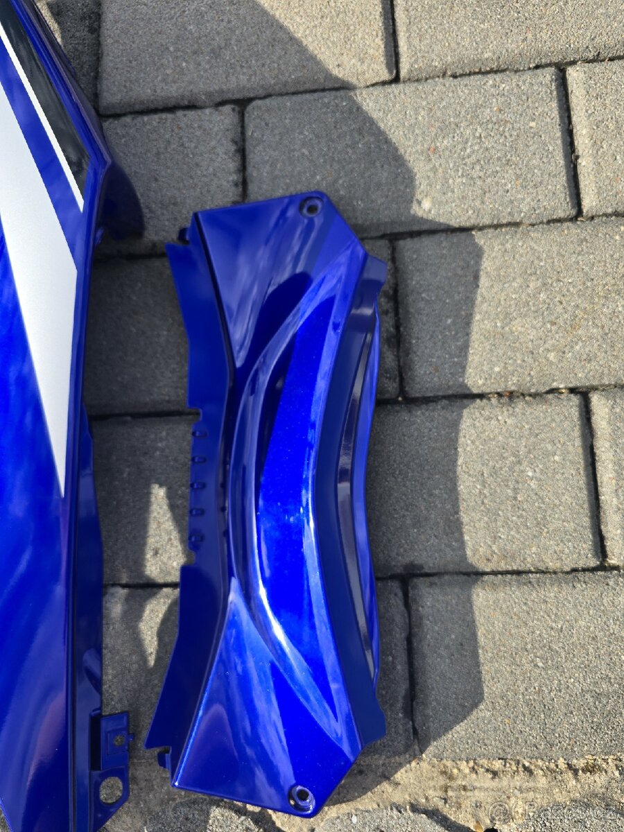Yamaha yzf R3 - 5