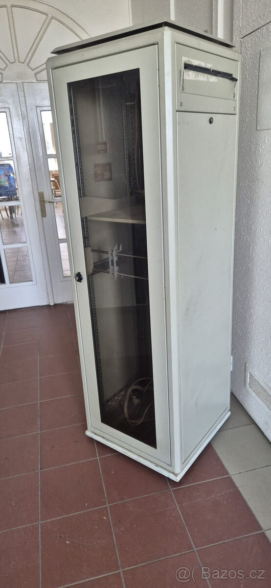 RACK 19" 38U + ventilace - 5