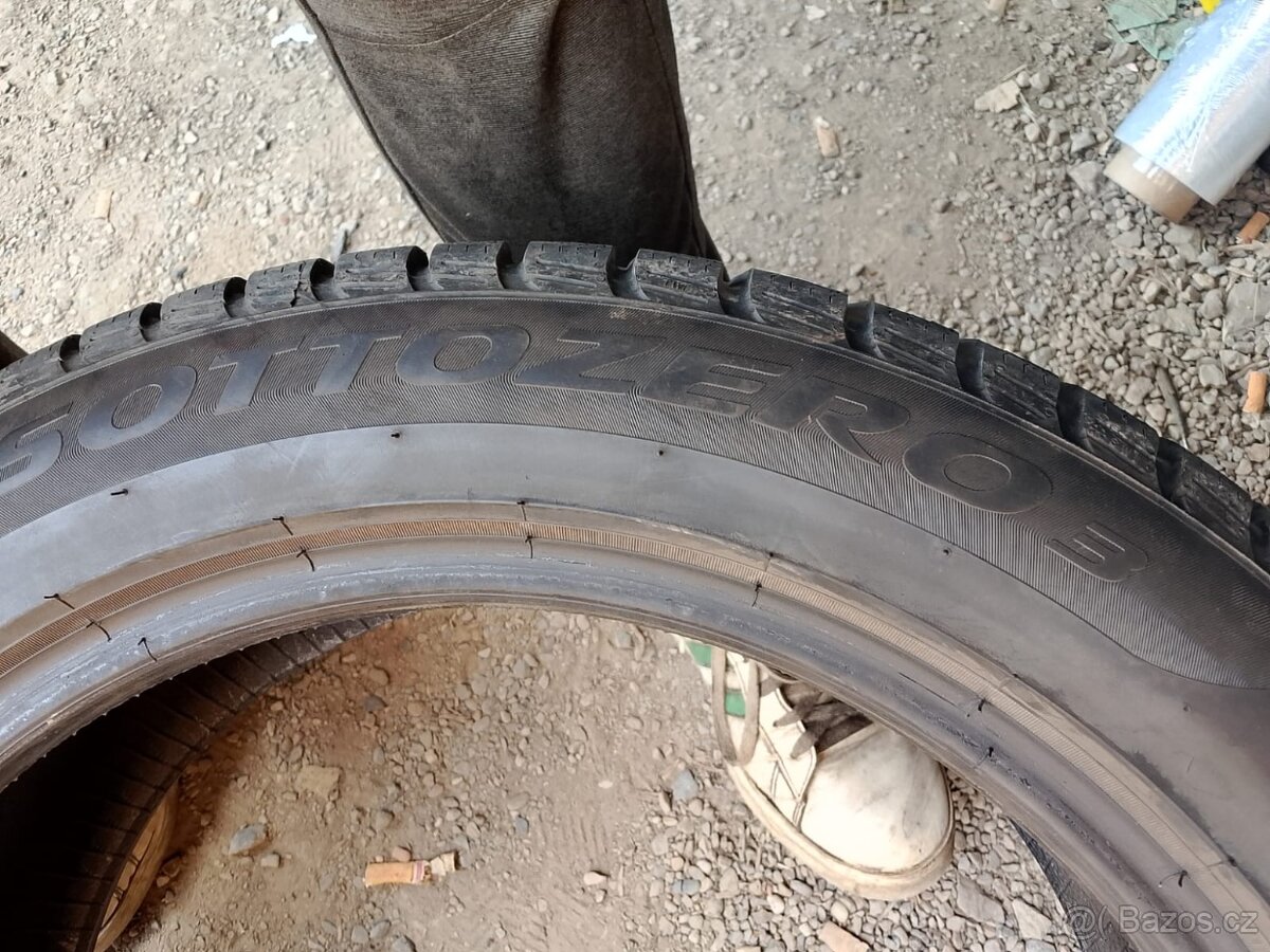 215/55/18 95h Pirelli - zimní pneu 4ks - 5