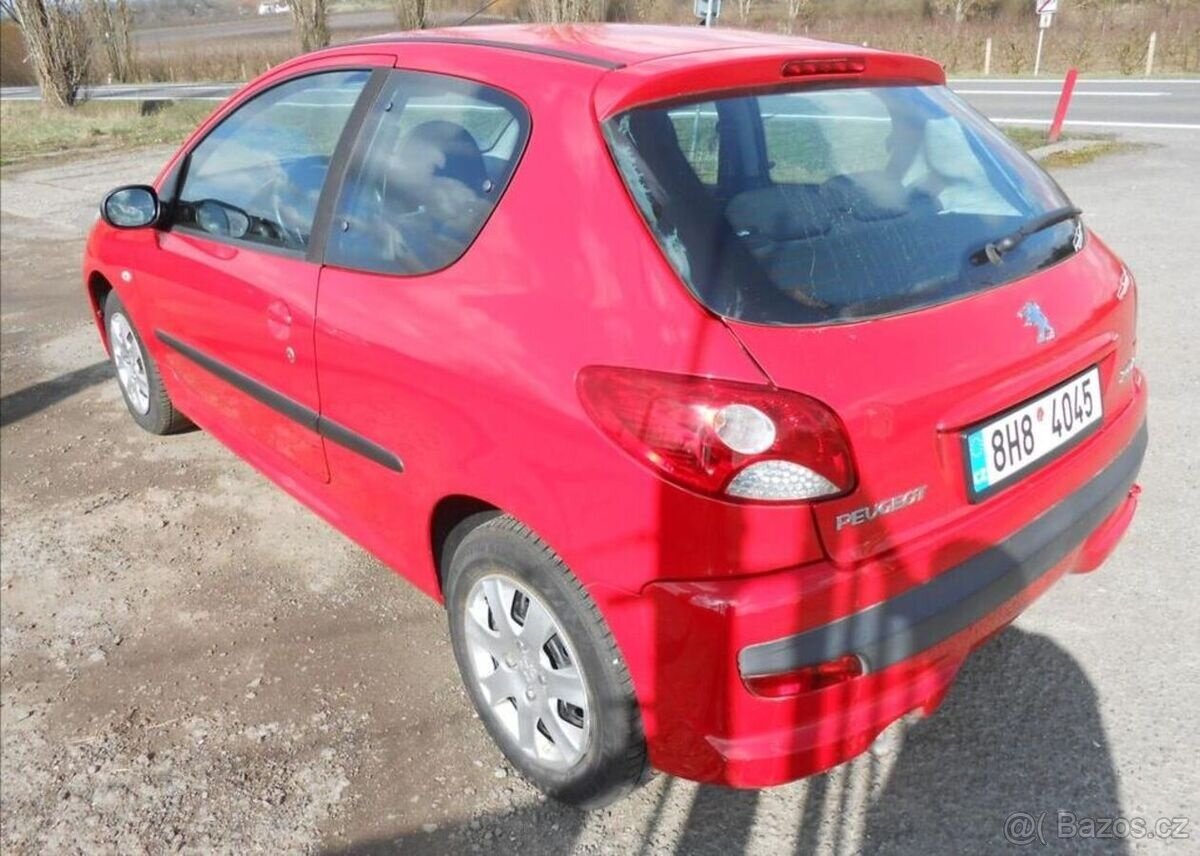 Peugeot 206 1,1 i 44 kW PLUS Serviska benzín - 5