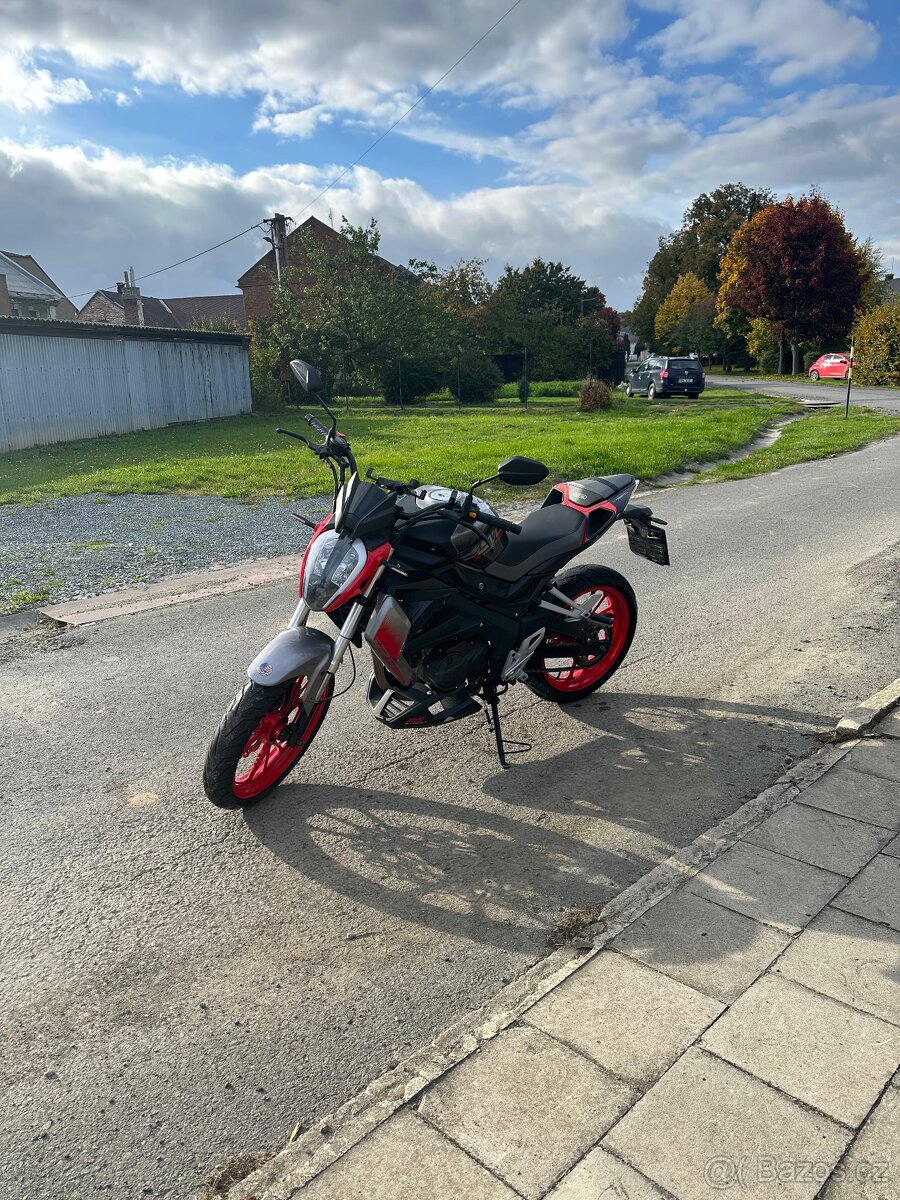 UM Xtreet 125, A1 - 5