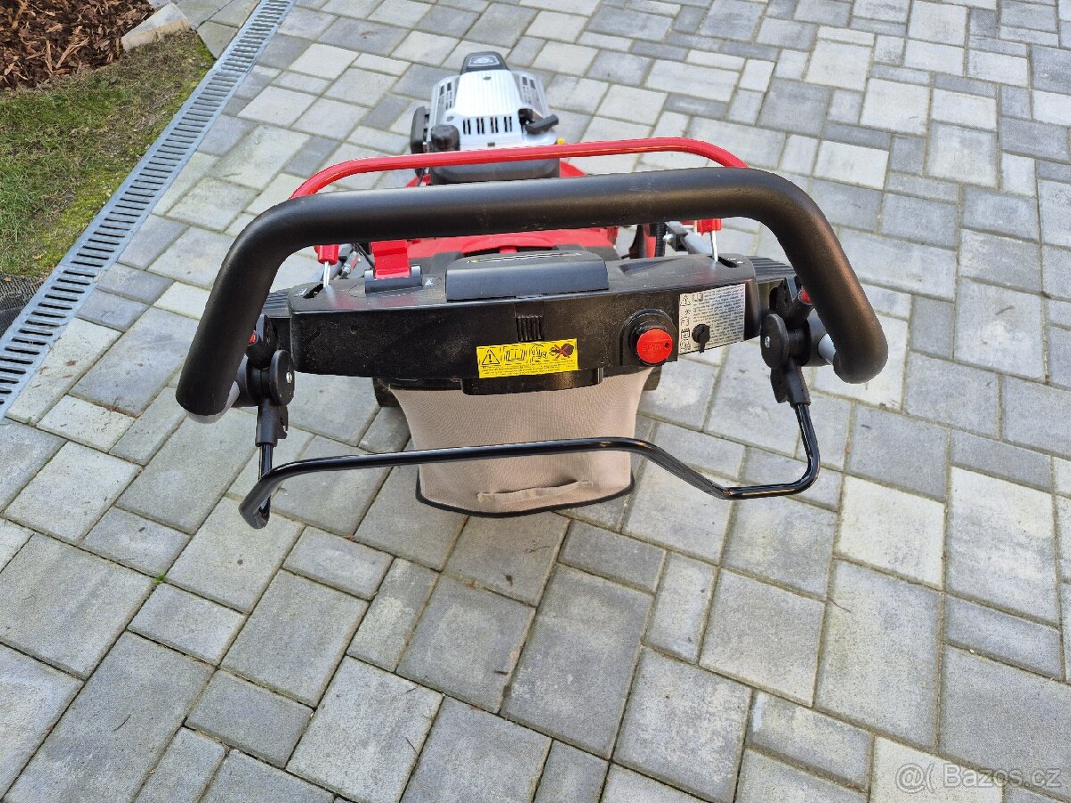 Sekačka s pojezdem - HECHT 5563 SXE 5 in 1
- 5