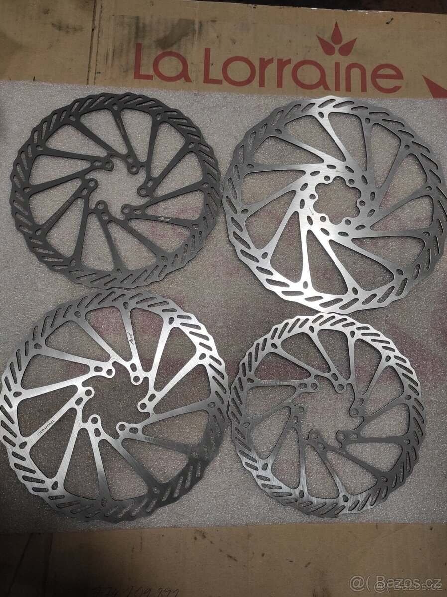 Brzdové kotoučů uchycení 6 děr a centralok.1 - 5