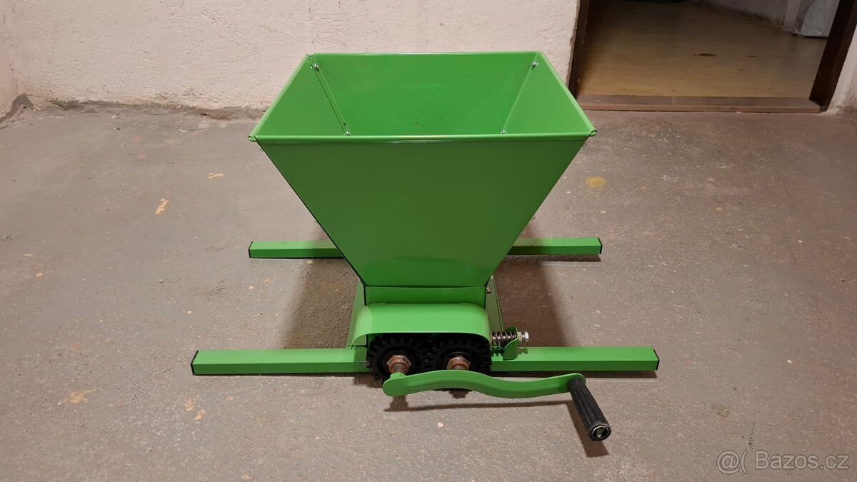 Mlynek na ovoce - 5