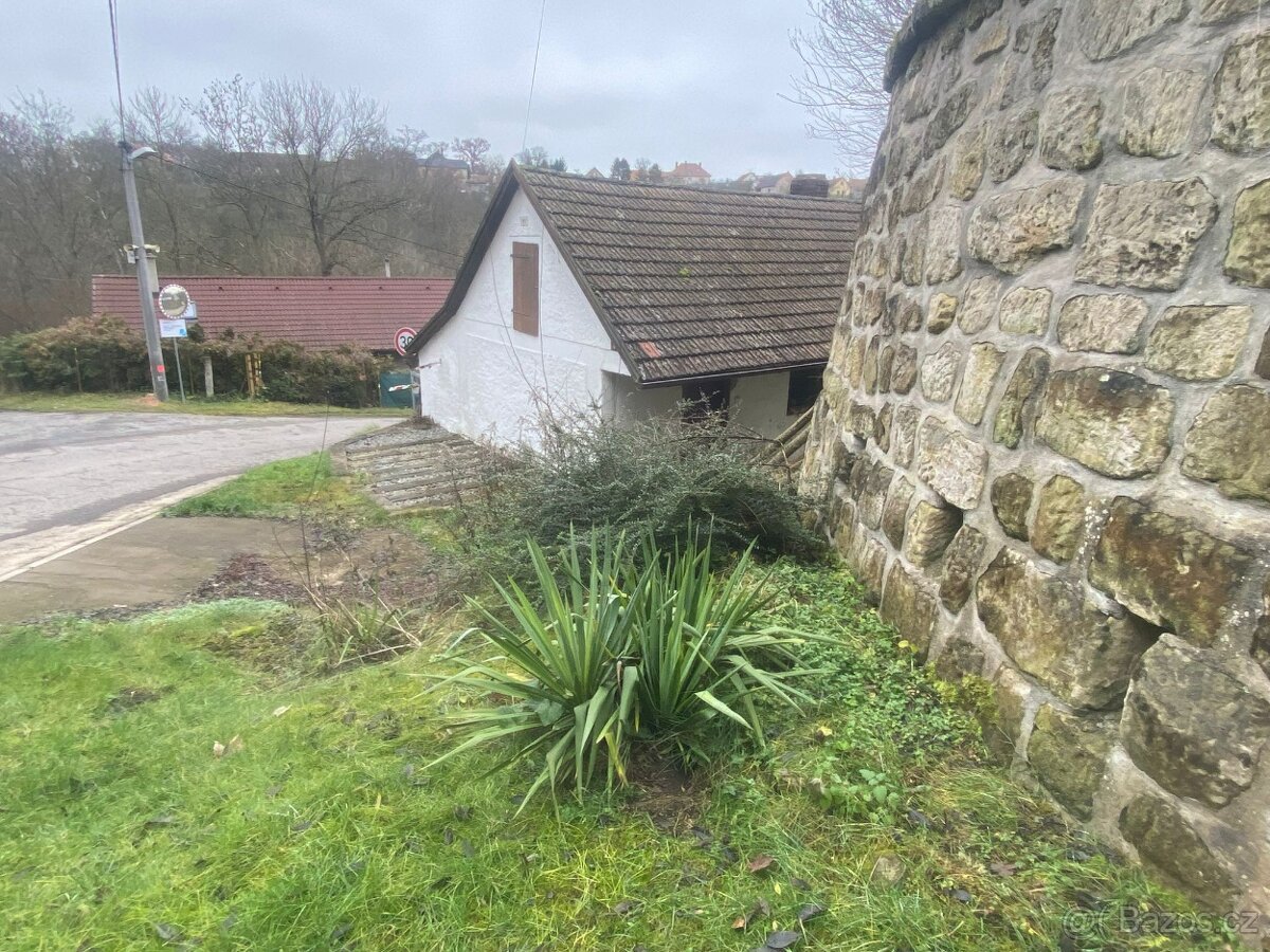 Prodej domu – Velké Všelisy | klid, příroda a jedinečný pote - 5