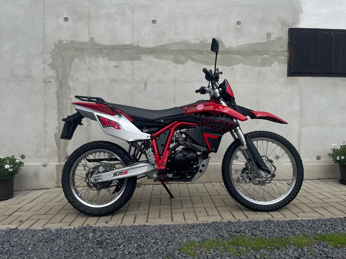 Yuki 125i SG