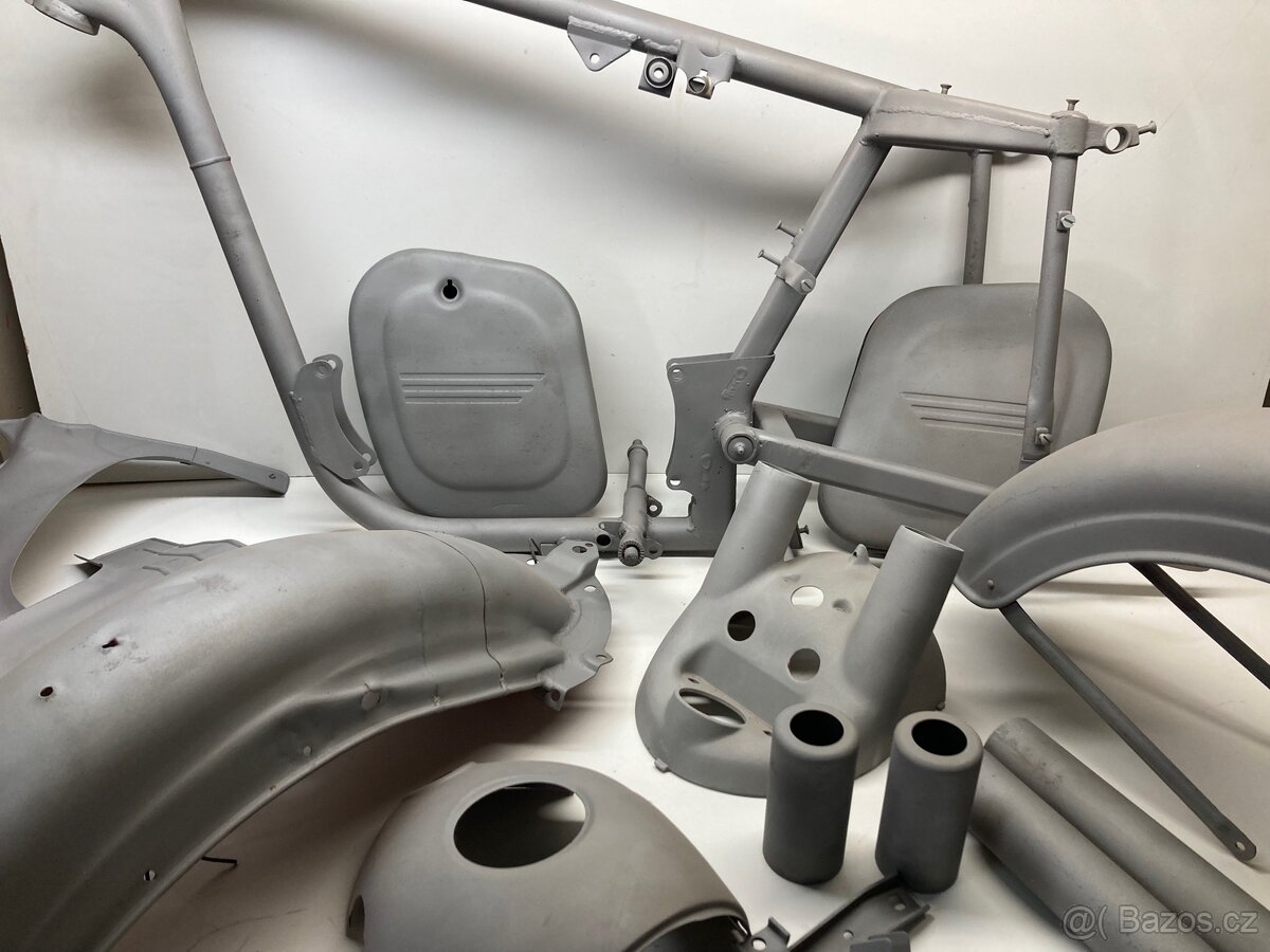 PÍSKOVÁNÍ/LAKOVÁNÍ - 5