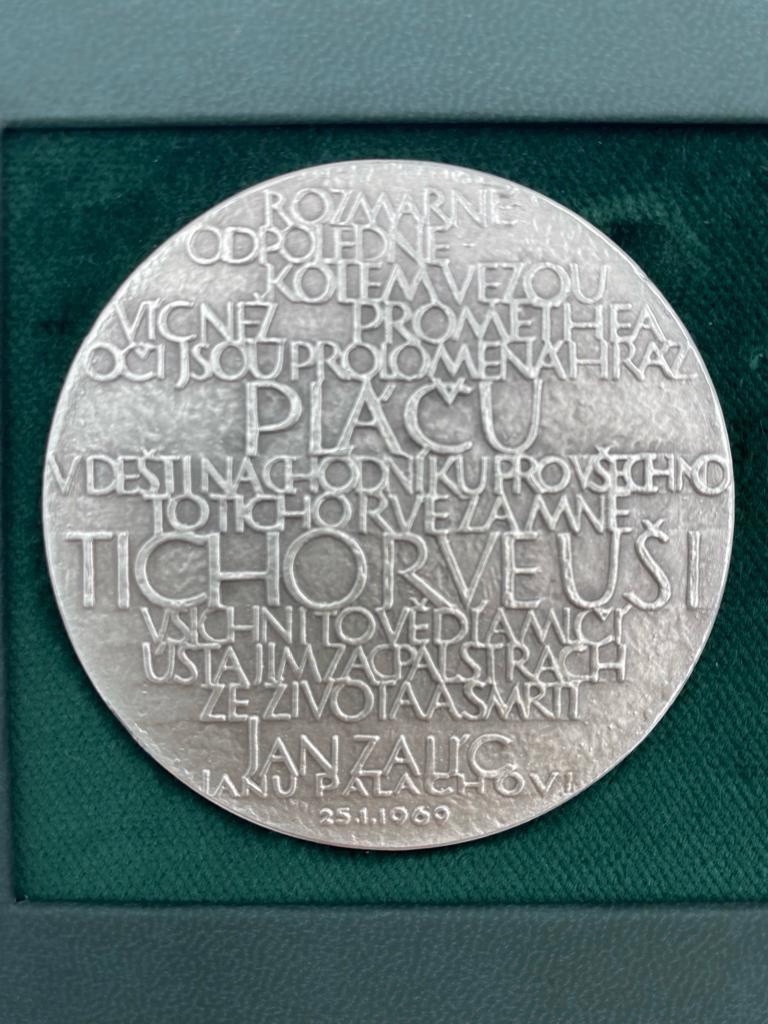 Vyprodaná trojsada Palach - 5