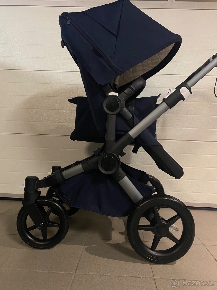 Jak NOVY Bugaboo Donkey 5 Classic navy - 5