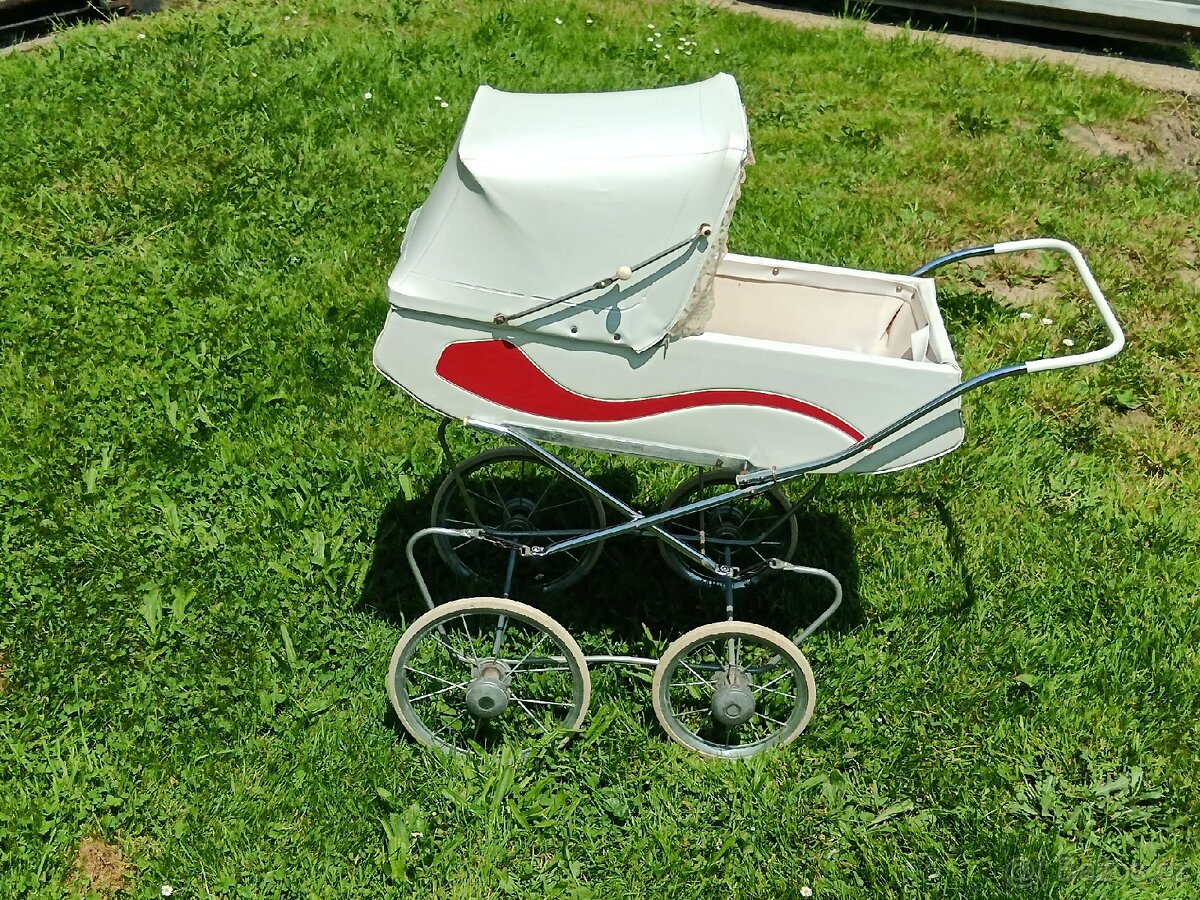 Dětský retro kočárek pro panenky - 5