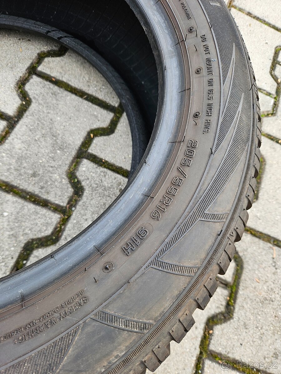 Zimní Falken 205/55/16 - 95% - 5