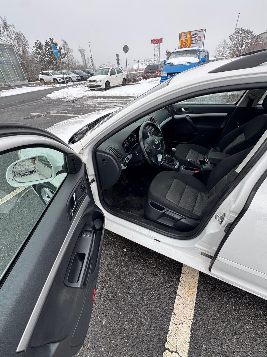 Škoda Octavia 2.0 TDI | Manuál | 2009 - 5