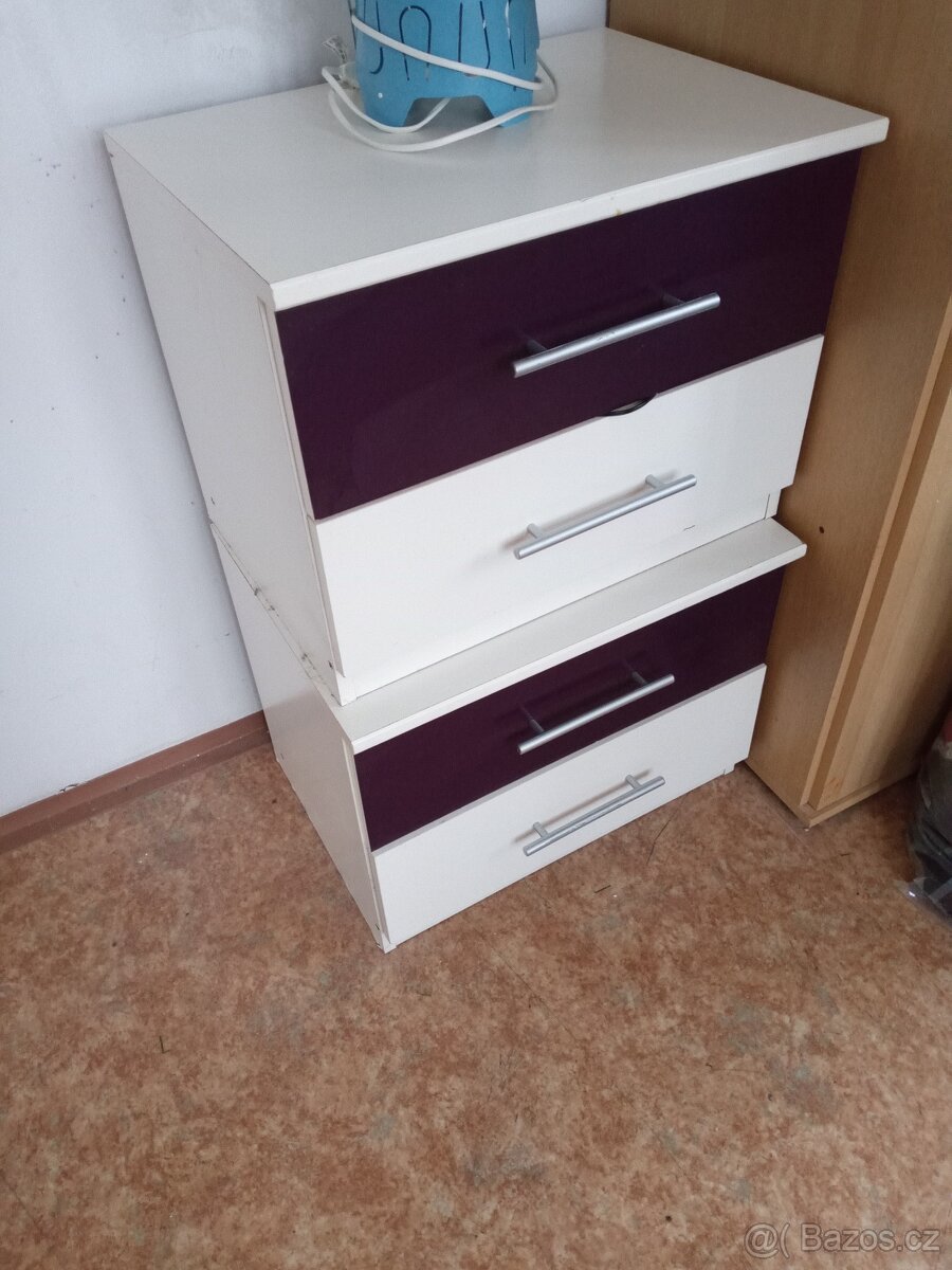 Konferenční stolek a noční stolky - 5