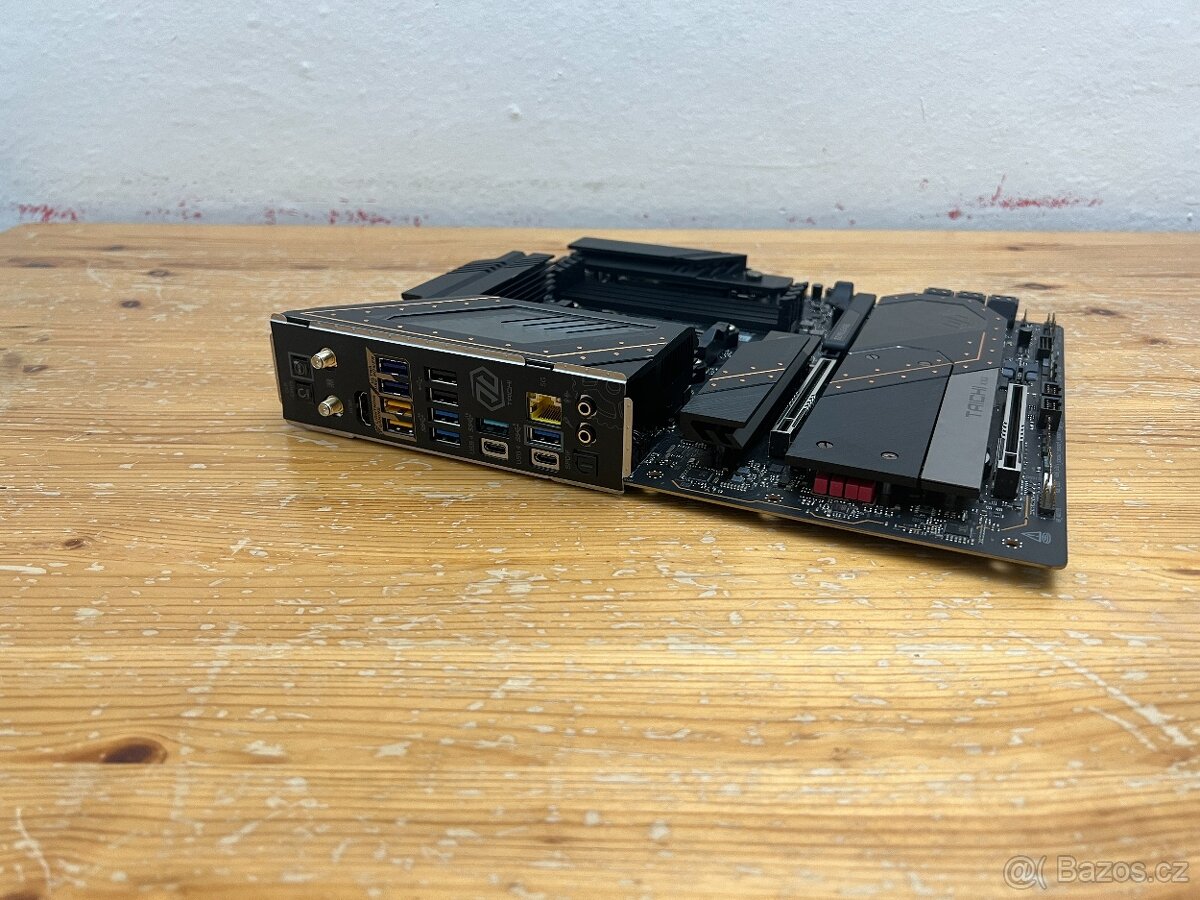 ASROCK X870E Taichi///Socket AM5 // Funkční,záruka - 5