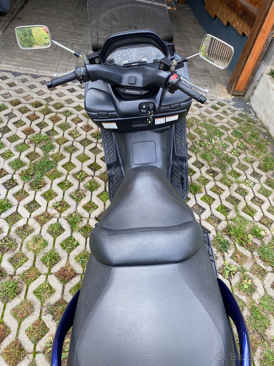 Suzuki burgman 400 - 5