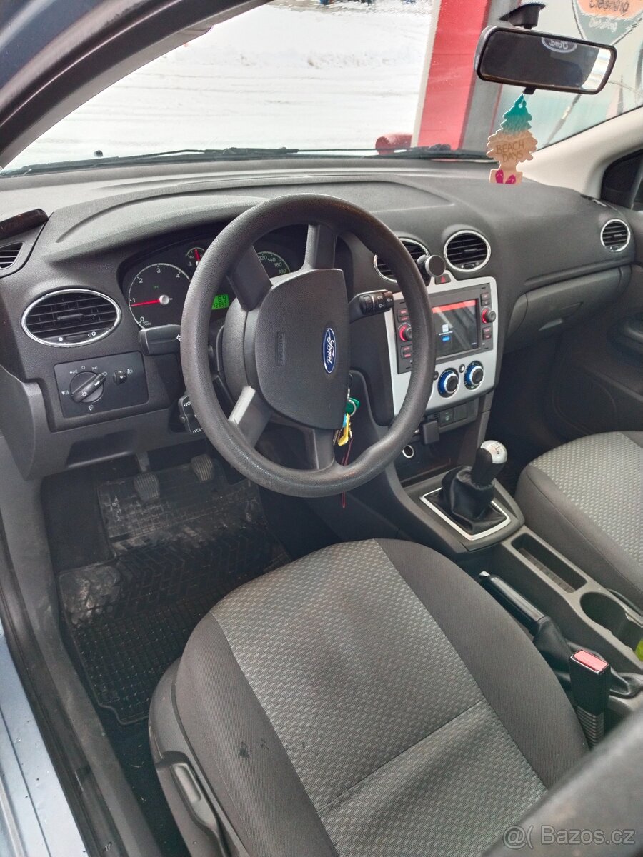Prodám Ford focus 1.6 tdci - 5