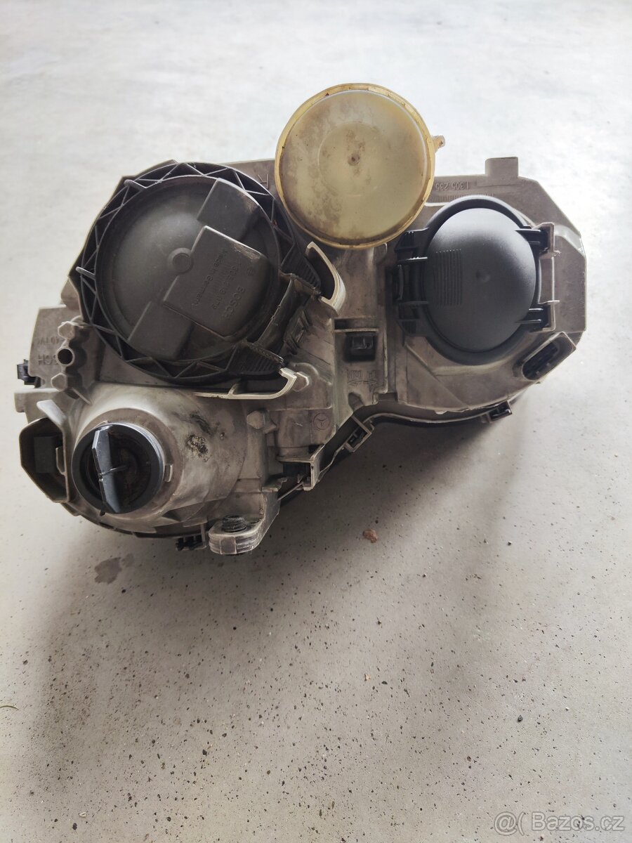 Přední světla Mercedes C w203 - 5