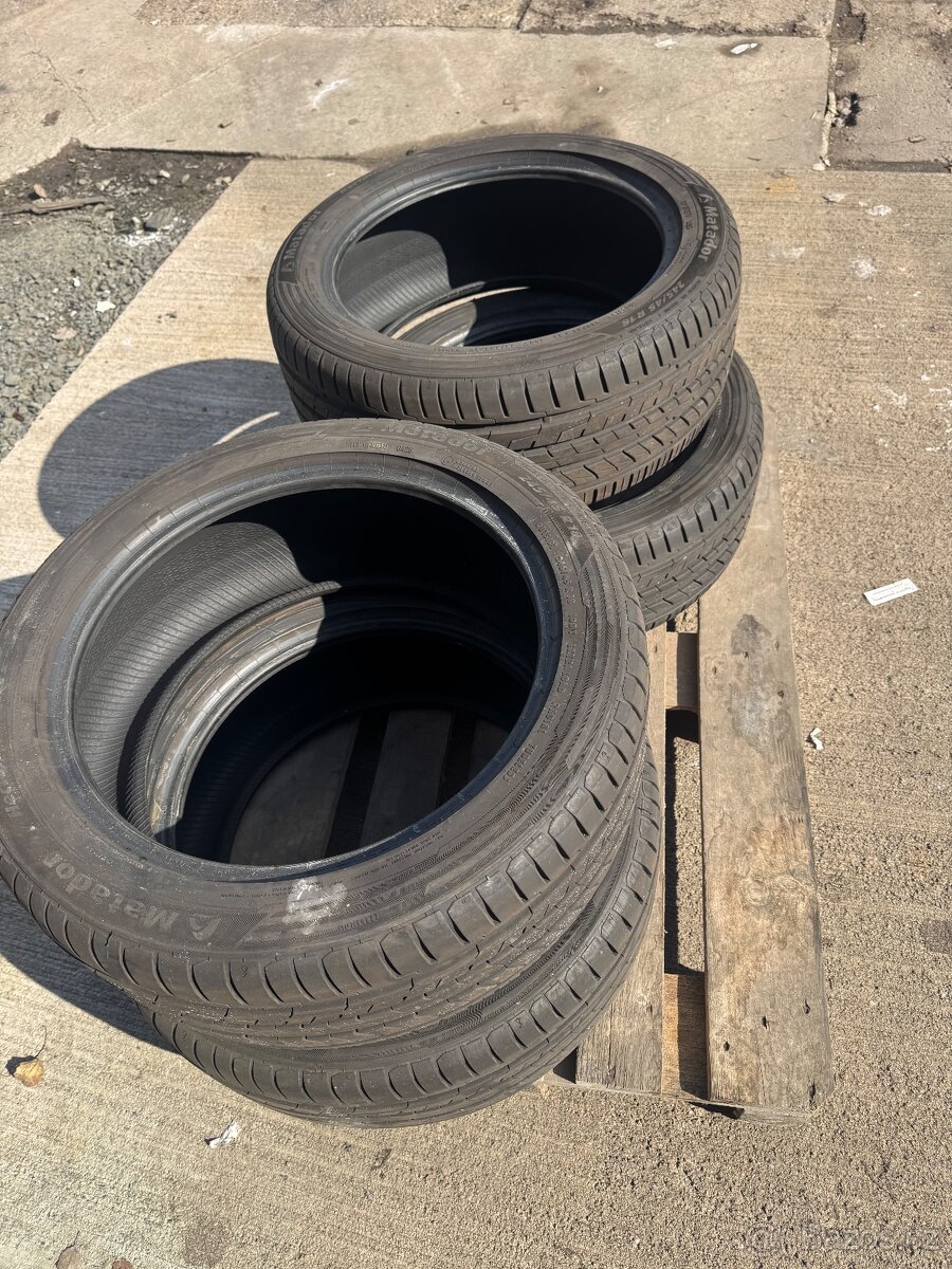 Letní pneumatiky 245/45 R18 - 5