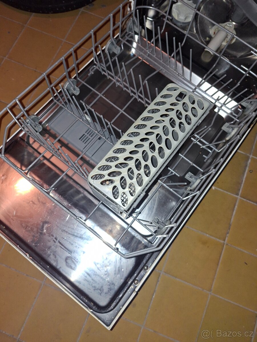 Myčka Electrolux - 5