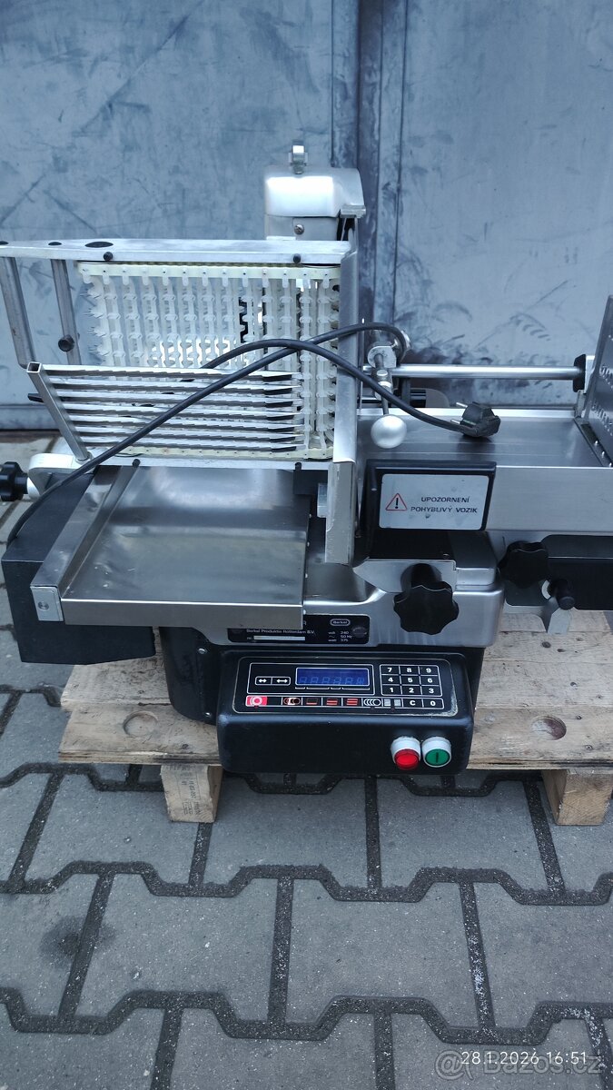 Nářezák BERKEL 834 EPB STACKER - 5