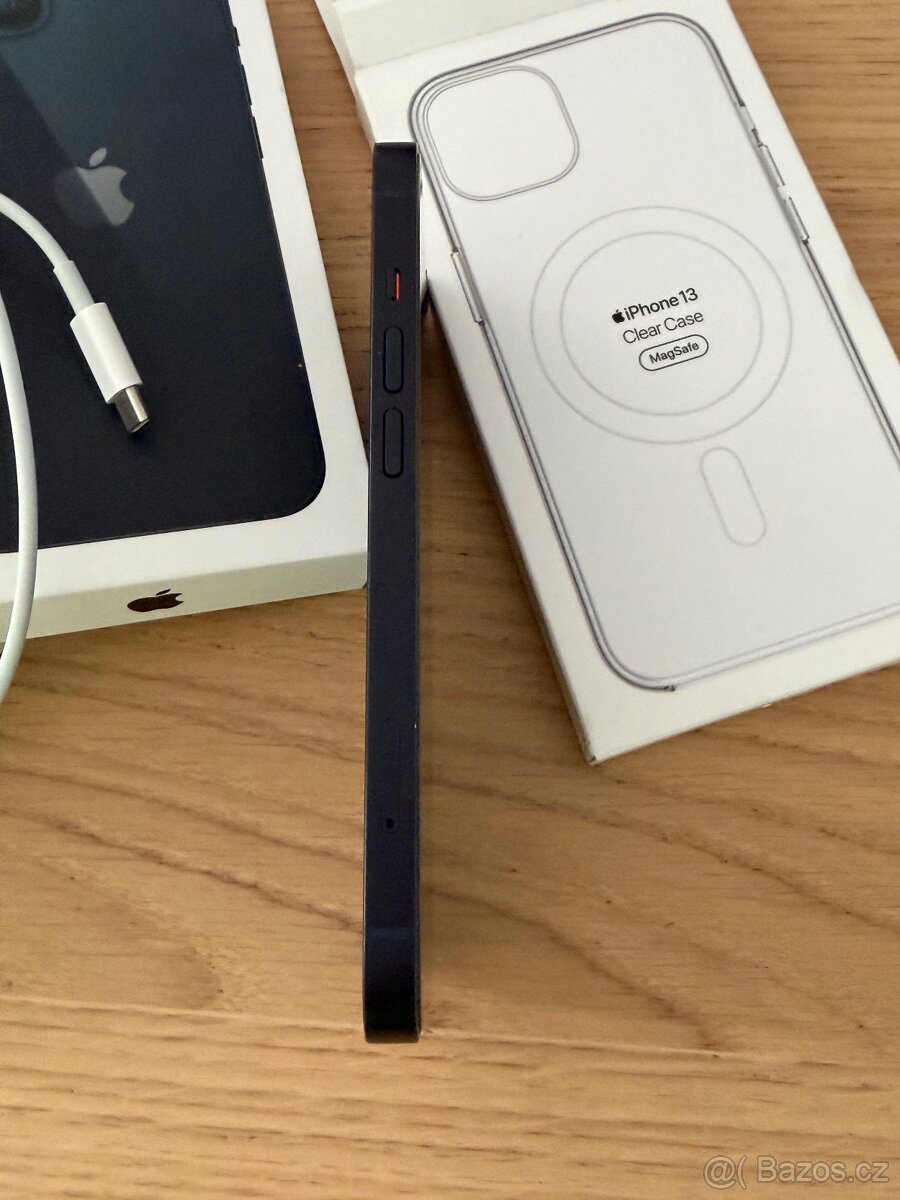 iPhone 13 128 GB, černý - jako nový - 5