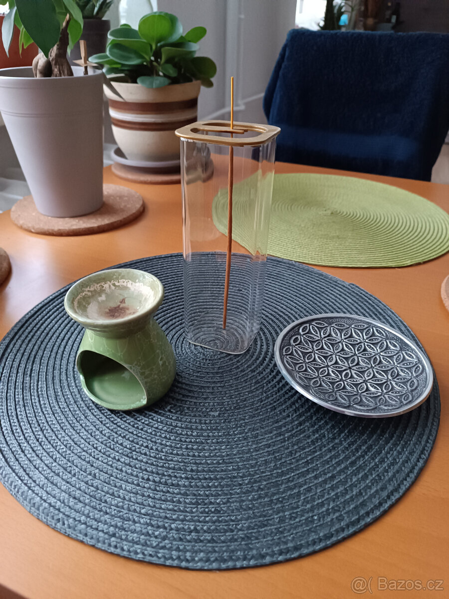 stojan na vonné tyčinky, františky, aroma lampa - 5