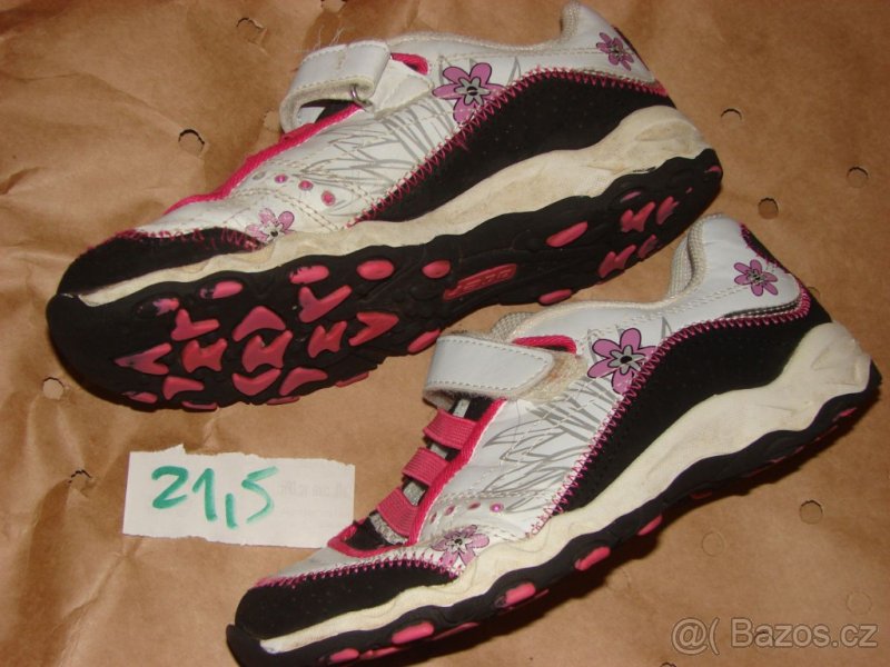 Výprodej od 50kč Dětské boty. Mix dívčích/chlapeckých botek - 5