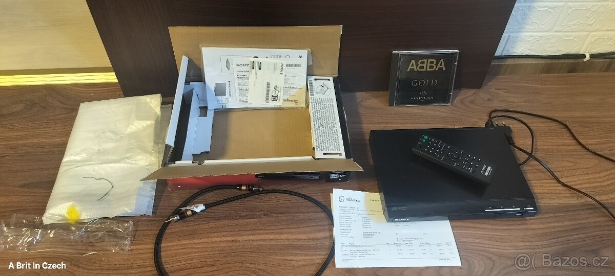 Sony DVD/CD Player + Toslink + Abba CD - 5