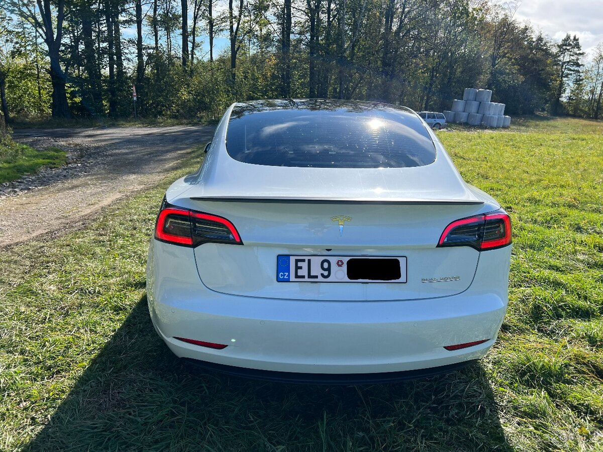 Tesla 3 Performance 9/2021 refresh model - 5