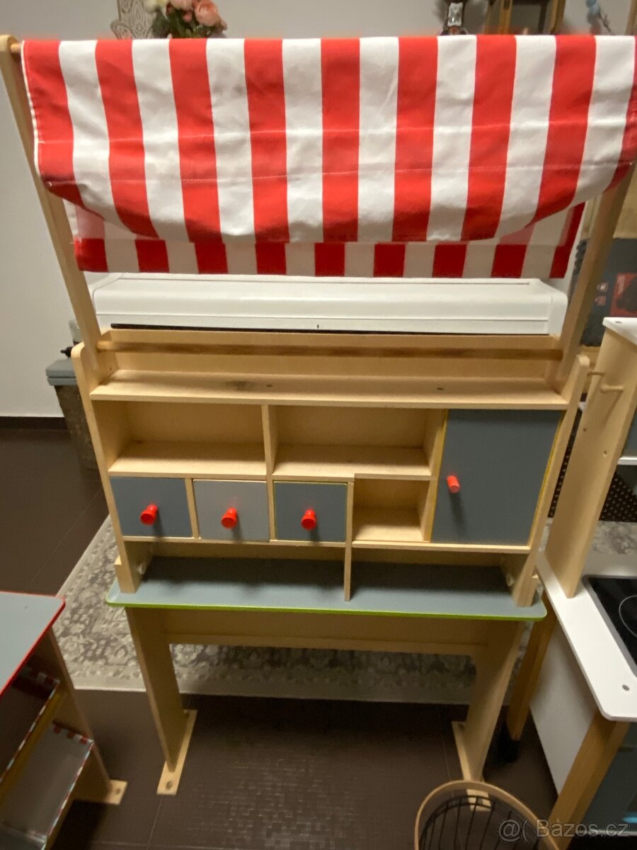 Kuchyňka + obchůdek + stůl - 5