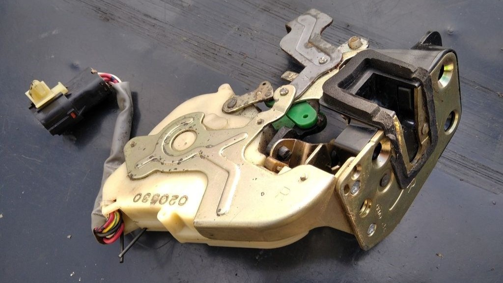 Kia Sorento - zámky - 5