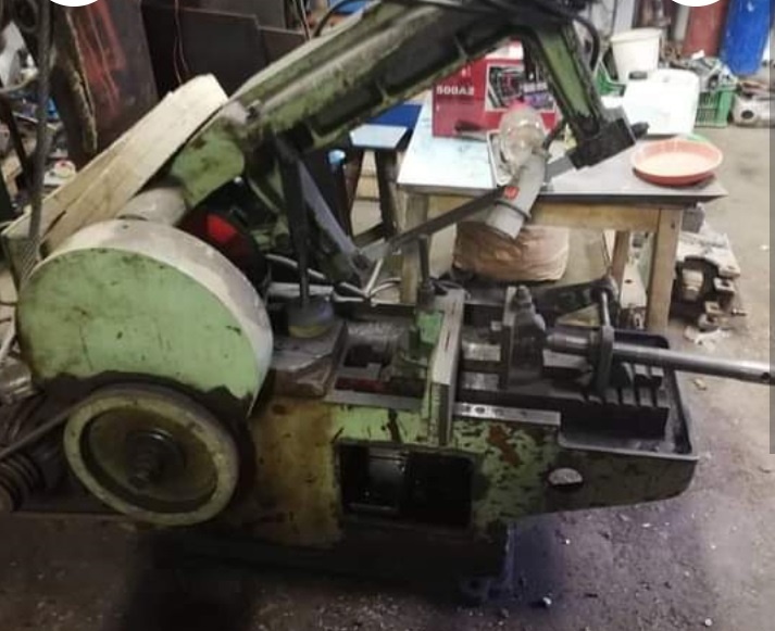 Sloupová vrtačka, strojní pila, strojní bruska - 5