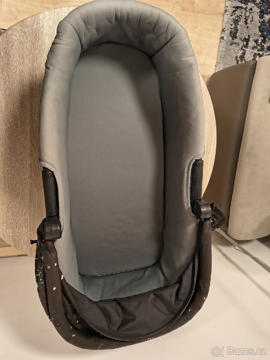 Korbička Thule Urban Glide bassinet s adaptéry - 5