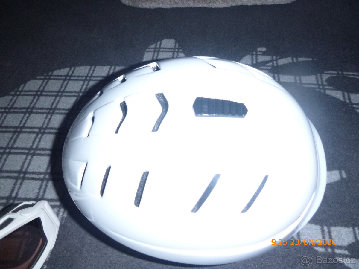 Prodám lyžařskou přilbu - 5